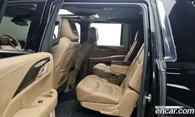 Cadillac Escalade 2018 6.2 гидро в Москве № 548096, миниатюра 11