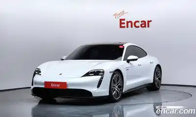 Porsche Taycan, 2021