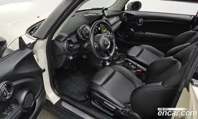 Mini Cooper 2016 1.5 гидро в Москве № 628085, миниатюра 11