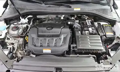 Volkswagen Tiguan 2023 2.0 гидро в Москве № 629304, миниатюра 6