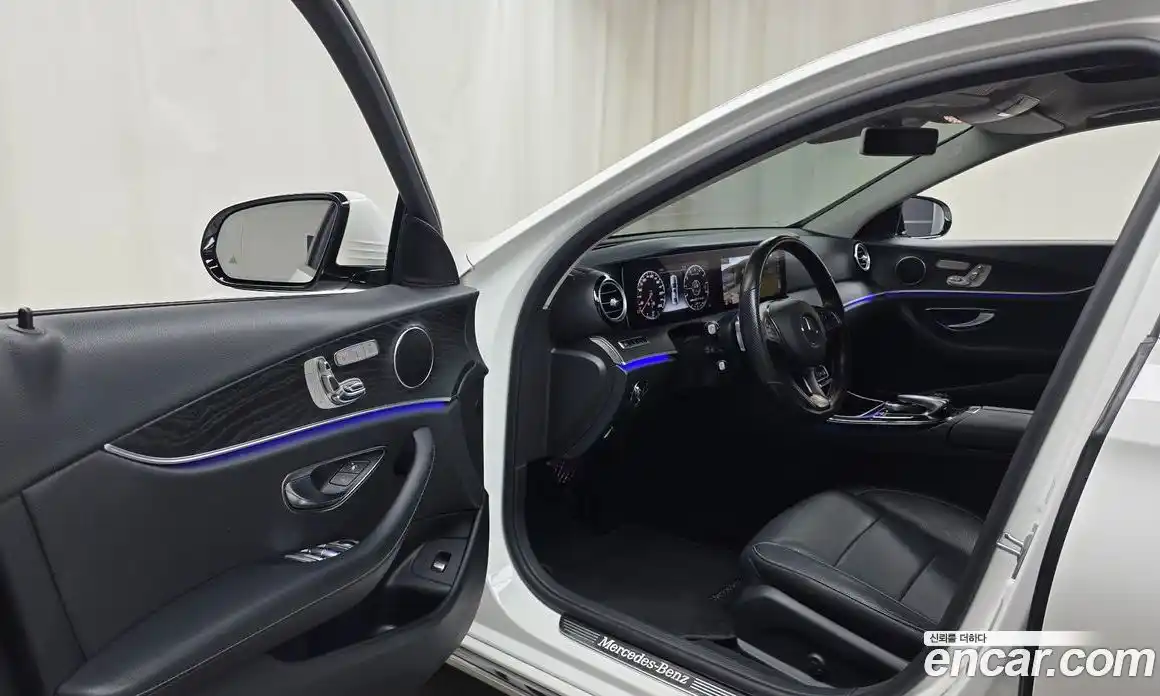 Mercedes-Benz E-Class 2017 2.0 гидро в Москве № 722688, фото 10