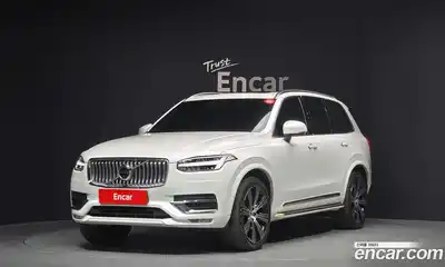 Volvo XC90, 2022