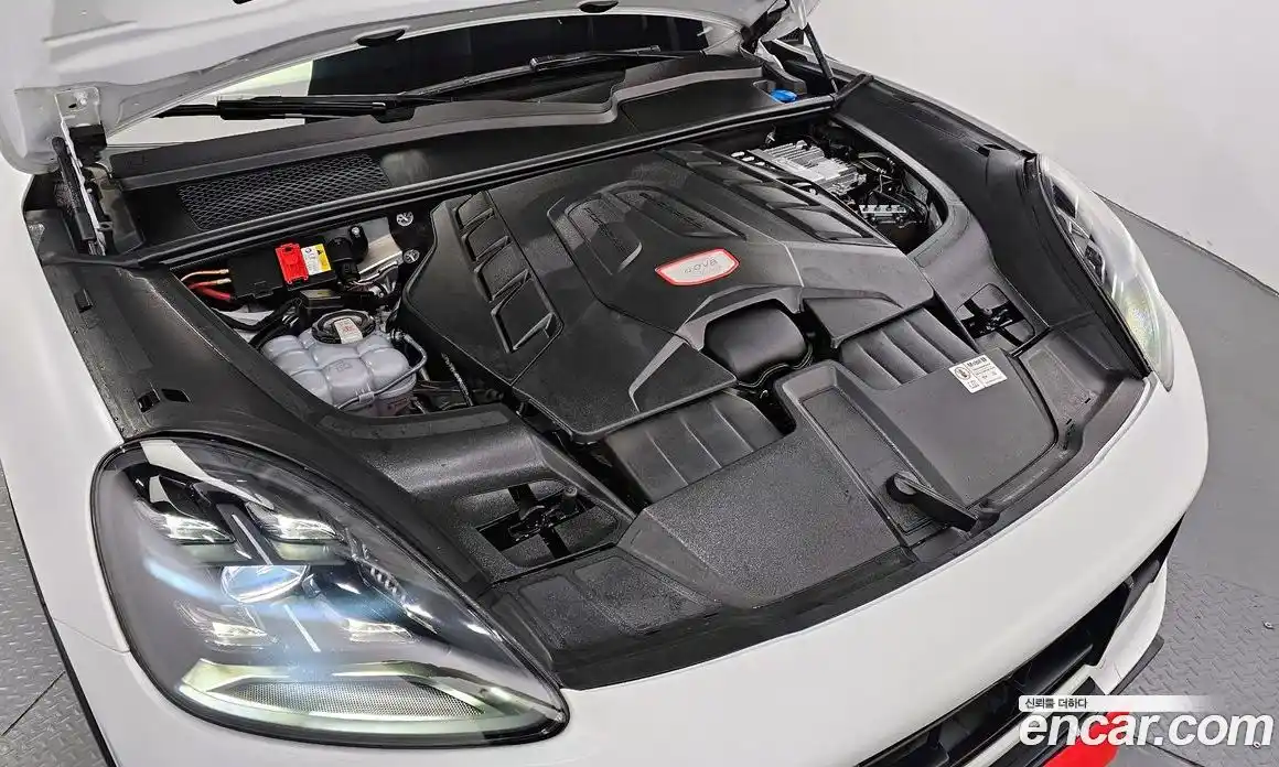Porsche Cayenne 2023 4.0 гидро в Москве № 765678, фото 6
