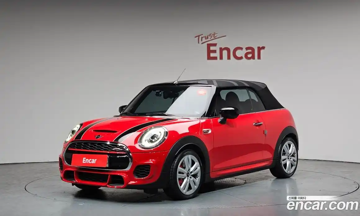 Mini Cooper Convertible 2020 2.0 гидро в Москве, фото 19