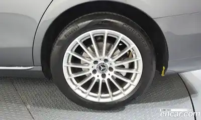 Mercedes-Benz E-Class 2021 2.0 гидро, миниатюра 5