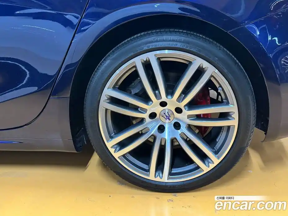 Maserati Ghibli 2019 3.0 гидро в Москве № 803356, фото 8