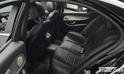 Mercedes-Benz E-Class 2018 2.0 гидро в Москве № 859429, миниатюра 12