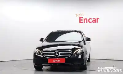 Mercedes-Benz E-Class 2018 2.0 гидро в Москве № 859429, миниатюра 3