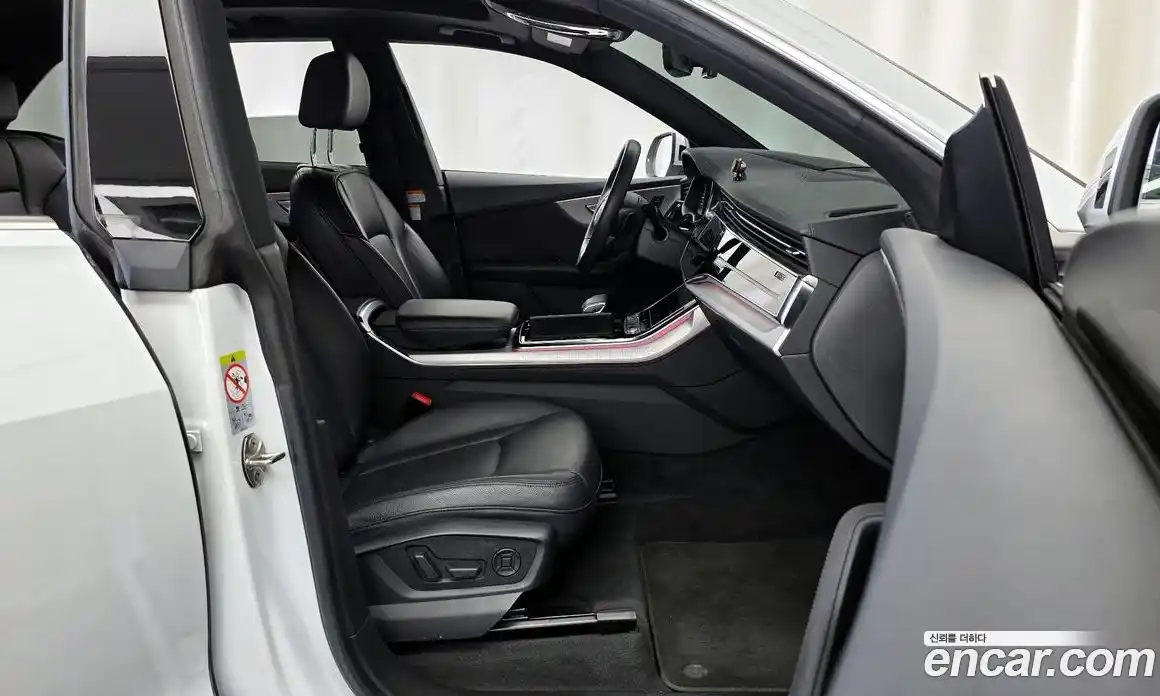 Audi Q8 2020 3.0 гидро в Москве № 859851, фото 11