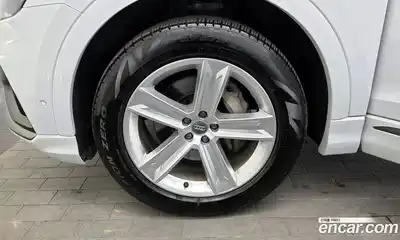 Audi Q8 2020 3.0 гидро в Москве № 859851, миниатюра 5