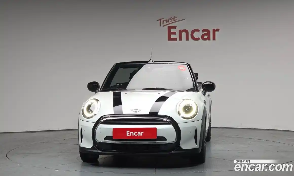 Mini Cooper Convertible 2024 1.5 гидро в Москве № 861422, фото 3