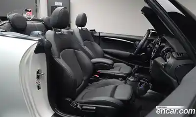 Mini Cooper Convertible 2024 1.5 гидро в Москве № 861422, миниатюра 10