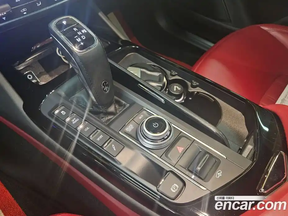 Maserati Levante 2022 2.0 гидро в Москве № 863457, фото 10