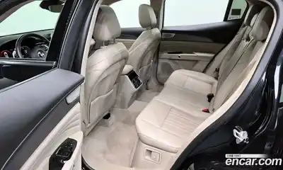 Maserati Grecale 2023 2.0 гидро в Москве № 897203, миниатюра 12