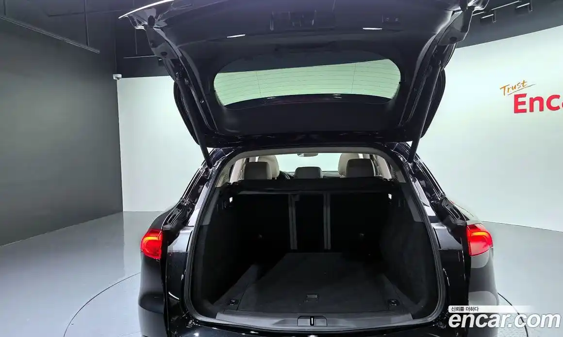 Maserati Grecale 2023 2.0 гидро в Москве № 897203, фото 20