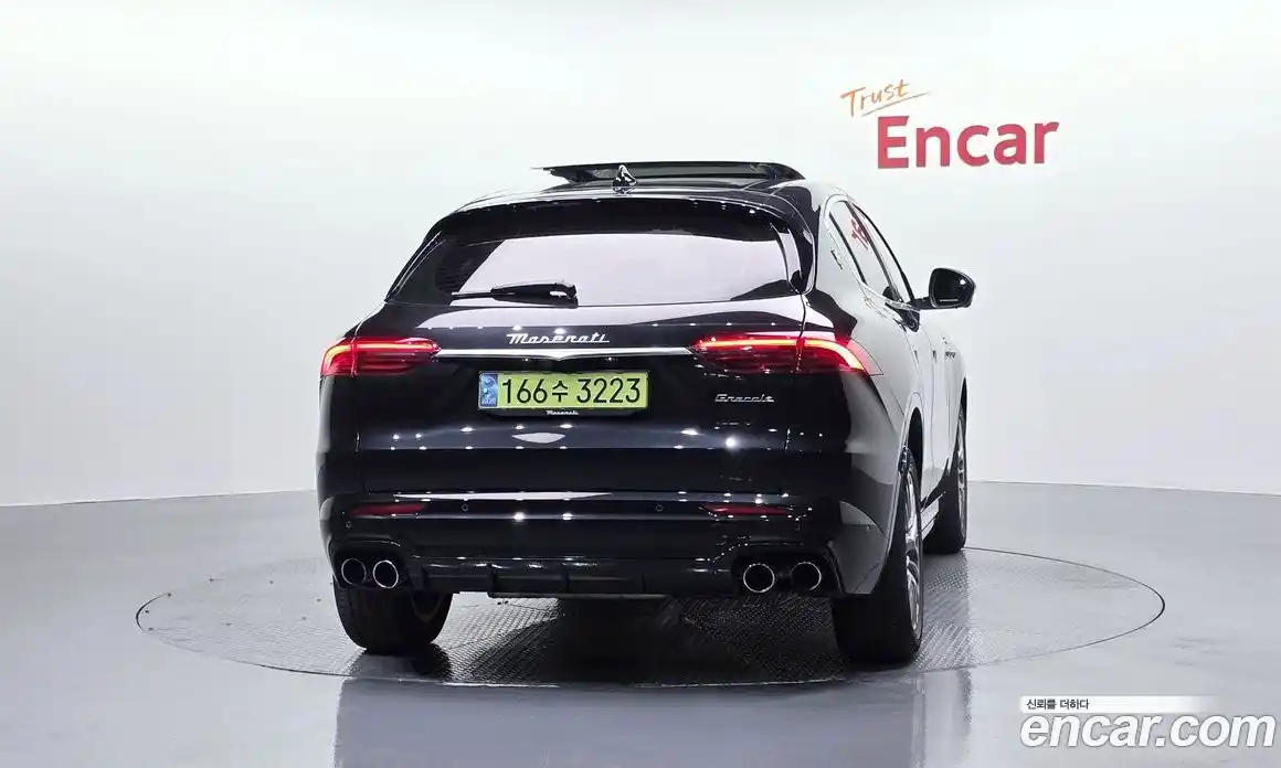 Maserati Grecale 2023 2.0 гидро в Москве № 897203, фото 4