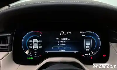 Maserati Grecale 2023 2.0 гидро в Москве № 897203, миниатюра 8