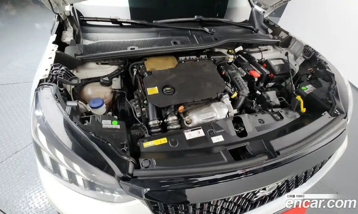 Peugeot 2008 2020 1.5 гидро в Москве № 897406, фото 6