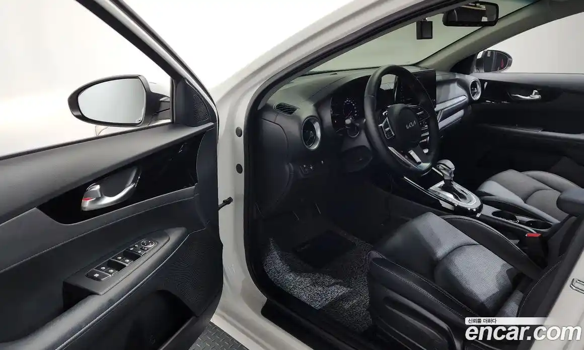 Kia K3 2024 1.6 гидро в Москве № 928785, фото 9