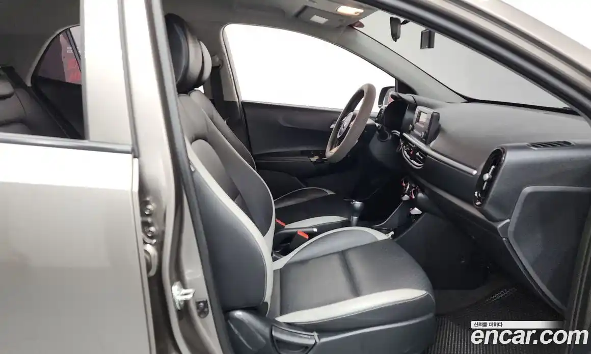 Kia Morning 2018 1.0 Автомат в Москве № 929098, фото 11