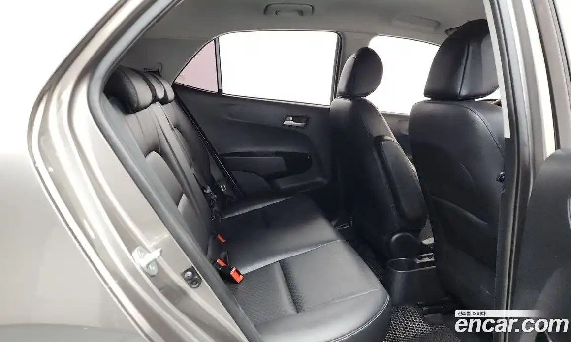 Kia Morning 2018 1.0 Автомат в Москве № 929098, фото 12