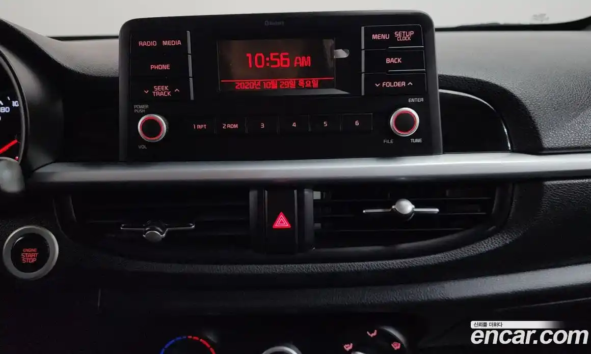 Kia Morning 2018 1.0 Автомат в Москве № 929098, фото 16