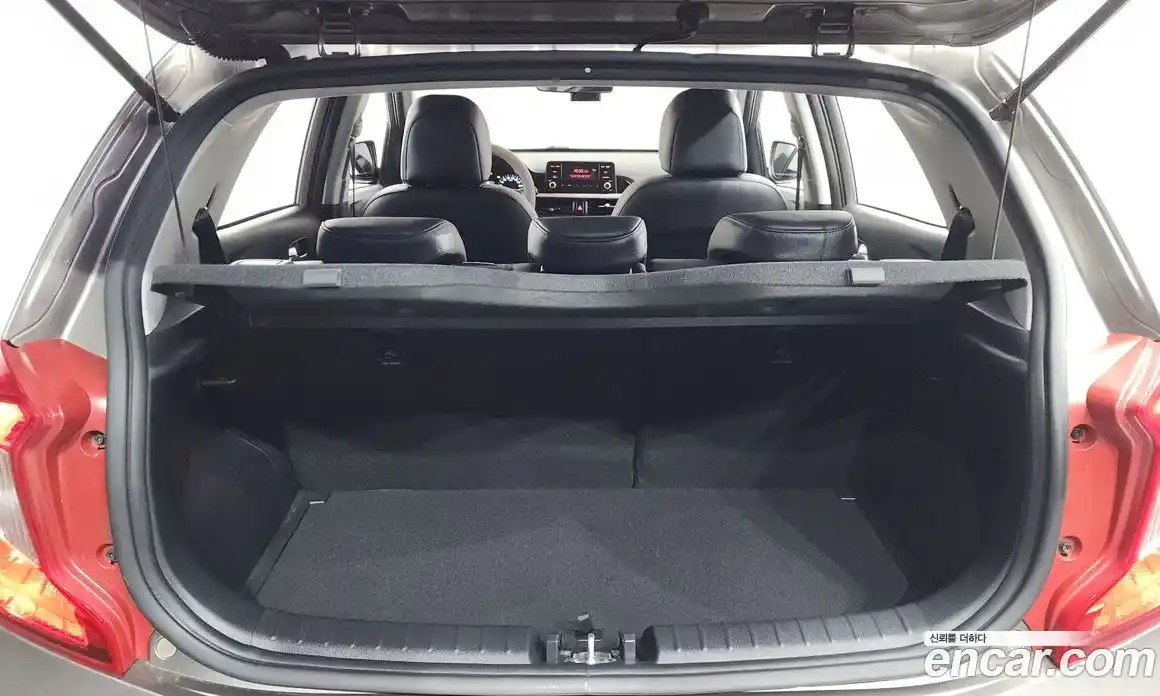 Kia Morning 2018 1.0 Автомат в Москве № 929098, фото 20