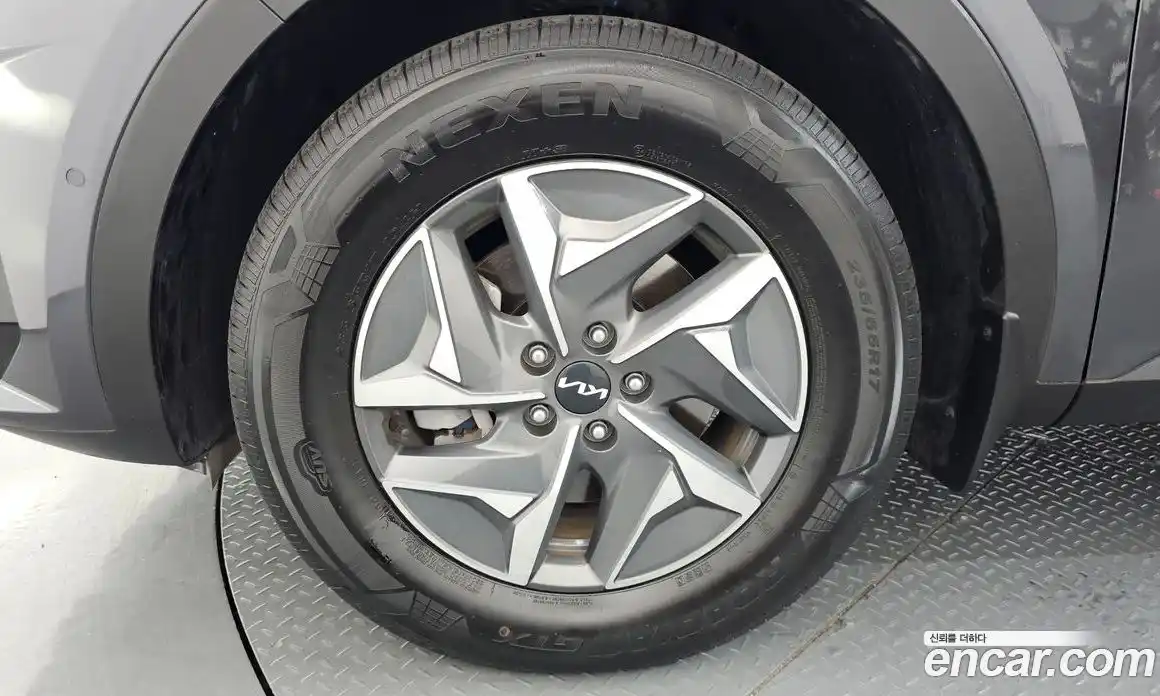 Kia Sorento 2022 1.6 Автомат в Москве № 929503, фото 5