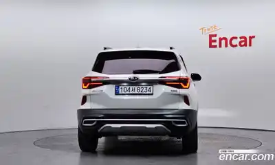Kia Seltos 2020 1.6 гидро в Москве № 929766, миниатюра 4
