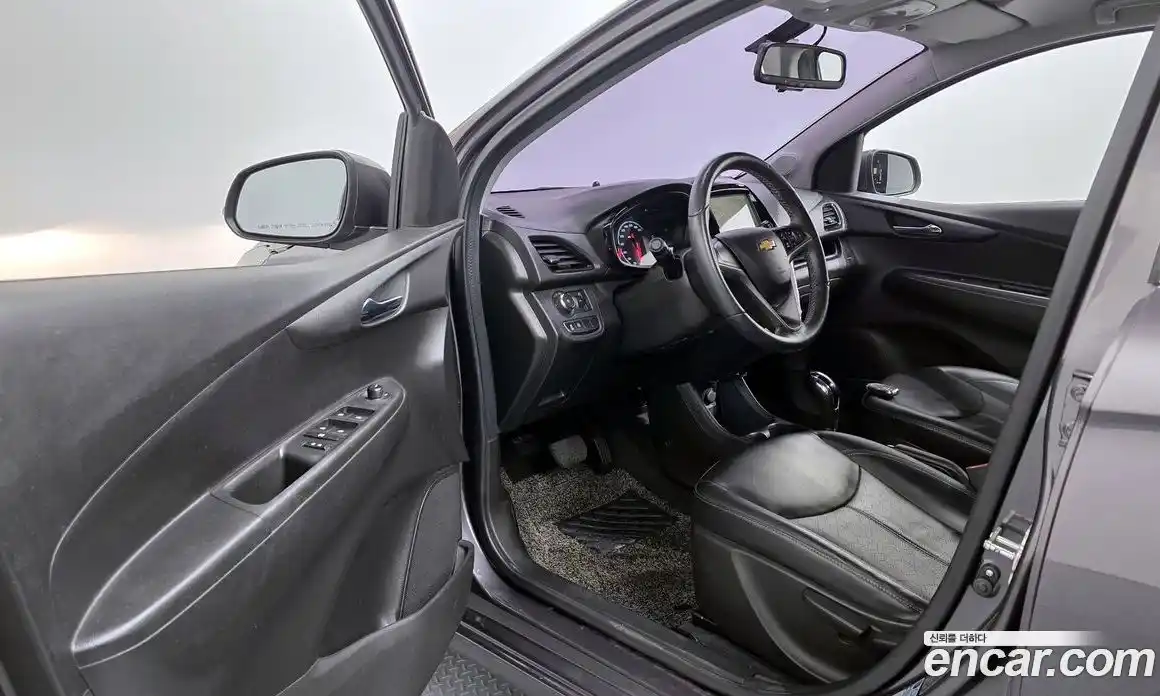 Chevrolet Spark 2016 1.0 Автомат в Москве № 935330, фото 11