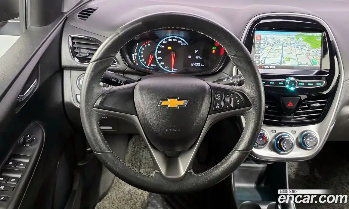 Chevrolet Spark 2016 1.0 Автомат в Москве № 935330, фото 13