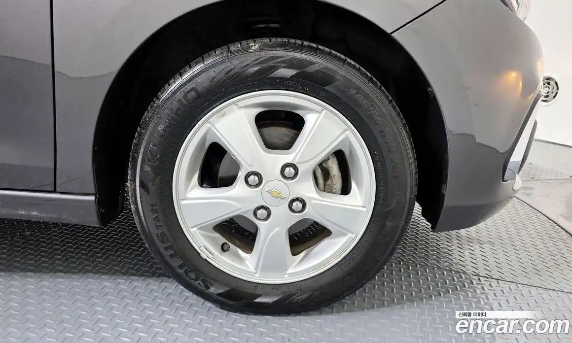 Chevrolet Spark 2016 1.0 Автомат в Москве № 935330, фото 5