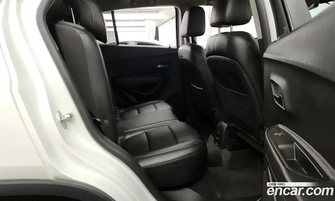 Chevrolet Trax 2014 1.4 Автомат в Москве № 974241, фото 12