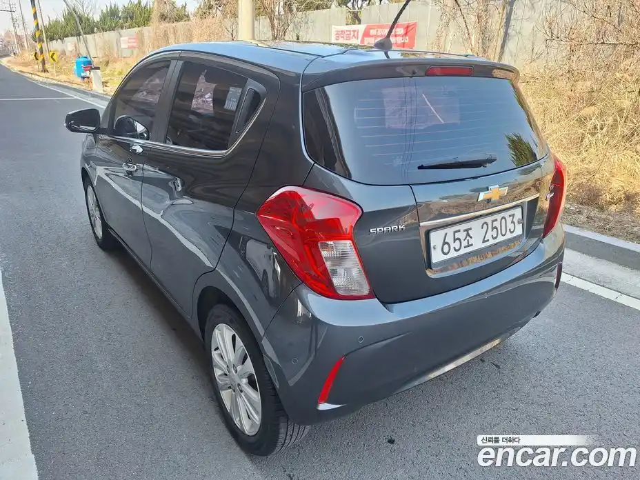 Chevrolet Spark 2018 1.0 Автомат в Москве № 975143, фото 5