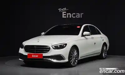 Mercedes-Benz E-Class, 2023