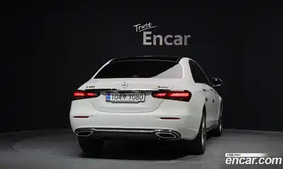 Mercedes-Benz E-Class 2023 3.0 гидро в Москве № 1005187, миниатюра 4