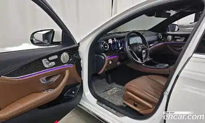 Mercedes-Benz E-Class 2023 3.0 гидро в Москве № 1005187, миниатюра 10