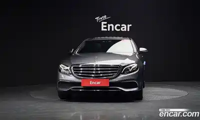 Mercedes-Benz E-Class 2020 2.0 гидро, миниатюра 2