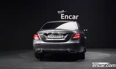 Mercedes-Benz E-Class 2020 2.0 гидро, миниатюра 3