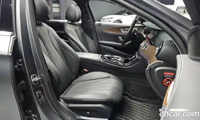 Mercedes-Benz E-Class 2020 2.0 гидро, миниатюра 9