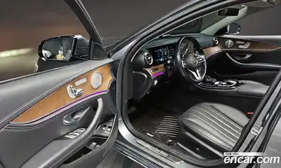 Mercedes-Benz E-Class 2020 2.0 гидро, миниатюра 10