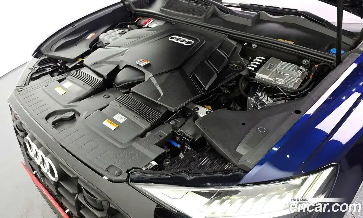 Audi Q8 2022 3.0 гидро в Москве № 1007176, фото 6