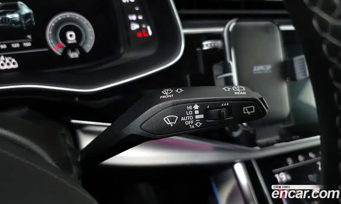 Audi Q8 2022 3.0 гидро в Москве № 1007176, фото 9