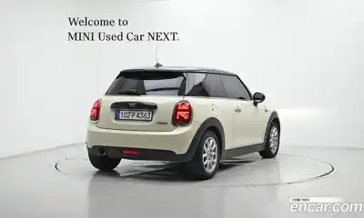 Mini Cooper 2018 1.5 гидро в Москве № 1013699, миниатюра 2