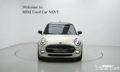 Mini Cooper 2018 1.5 гидро в Москве № 1013699, миниатюра 3