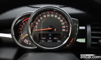 Mini Cooper 2018 1.5 гидро в Москве № 1013699, миниатюра 8