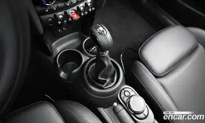 Mini Cooper 2018 1.5 гидро в Москве № 1013699, миниатюра 9