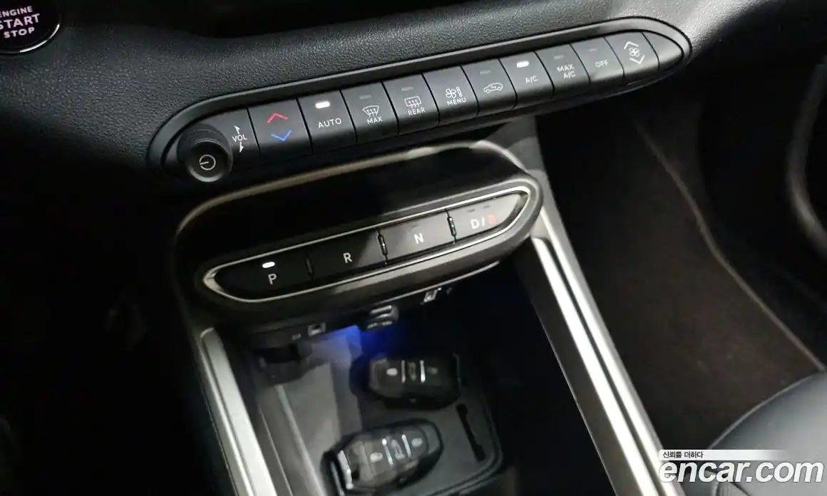 Jeep Avenger 2024 0.1 гидро в Москве № 1014835, фото 9