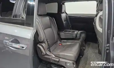 Honda Odyssey 2018 3.5 гидро в Москве № 1015365, миниатюра 12