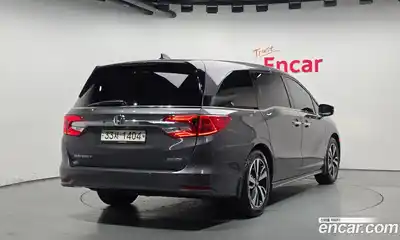 Honda Odyssey 2018 3.5 гидро в Москве № 1015365, миниатюра 2